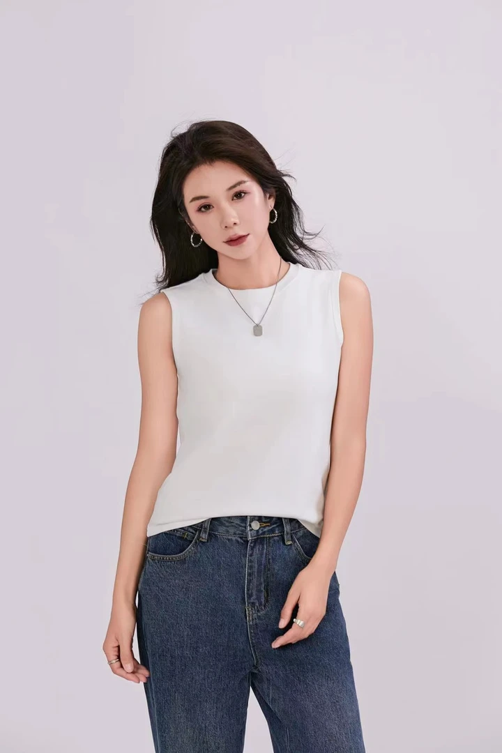 王姐专属-2024秋季新品气质修身圆领无袖背心【凡尼克思-822】