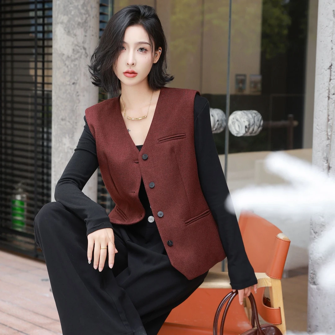 王姐专属-2024秋季新品V领显瘦简约背心马甲【万ZFQ-239】