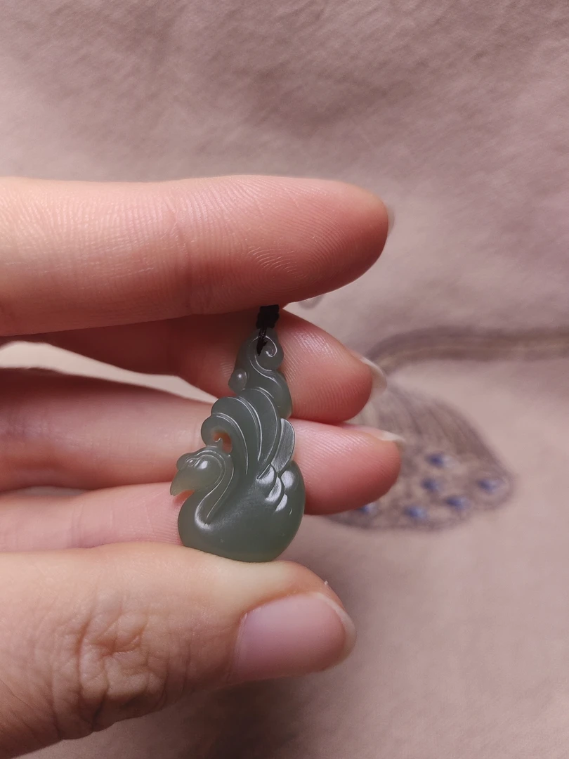 和田玉，碧玉鹅如意