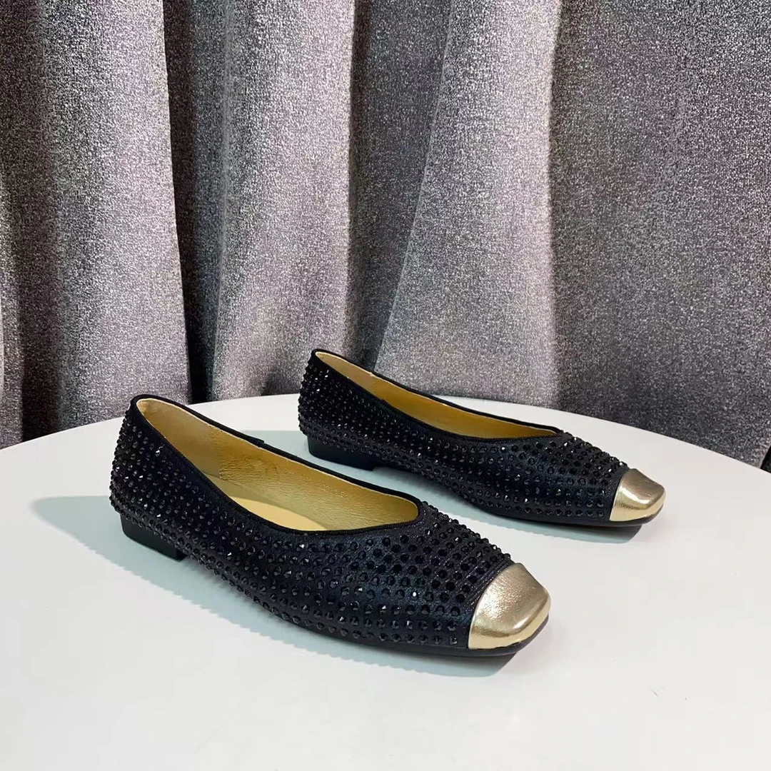 C1011 黑色  时尚舒适低跟方头水钻浅口女单鞋