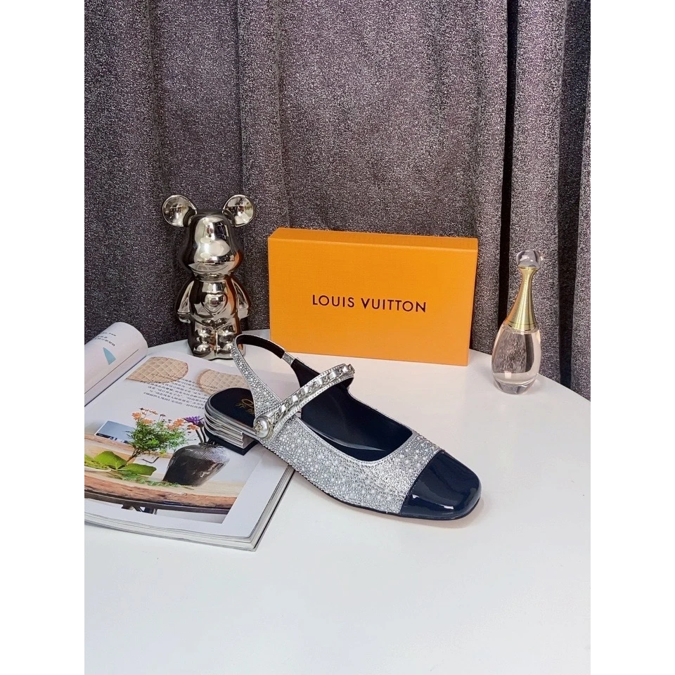 QMS1024-2515  水晶银  2024新款夏季时尚气质尖头低跟时装女鞋