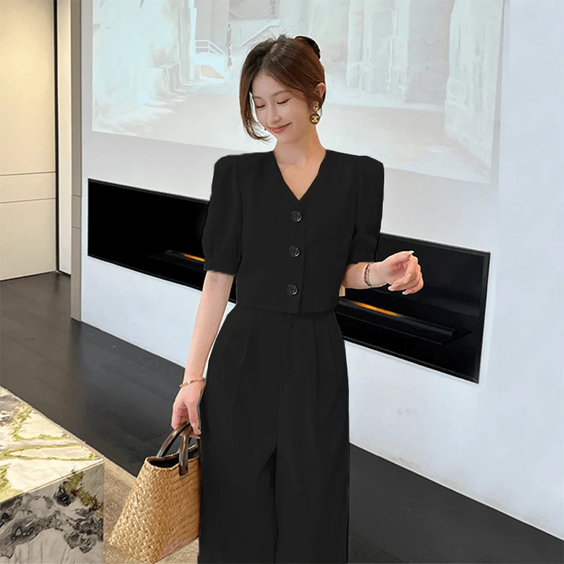 法式V领小香风短袖套装女高级感夏季宽松小个子显瘦阔腿裤两件套