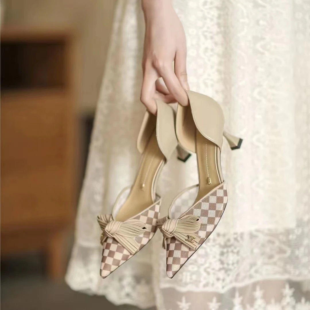 朱朱姐2023新款296838尖头细跟真皮高跟鞋中空蝴蝶结小跟单鞋女