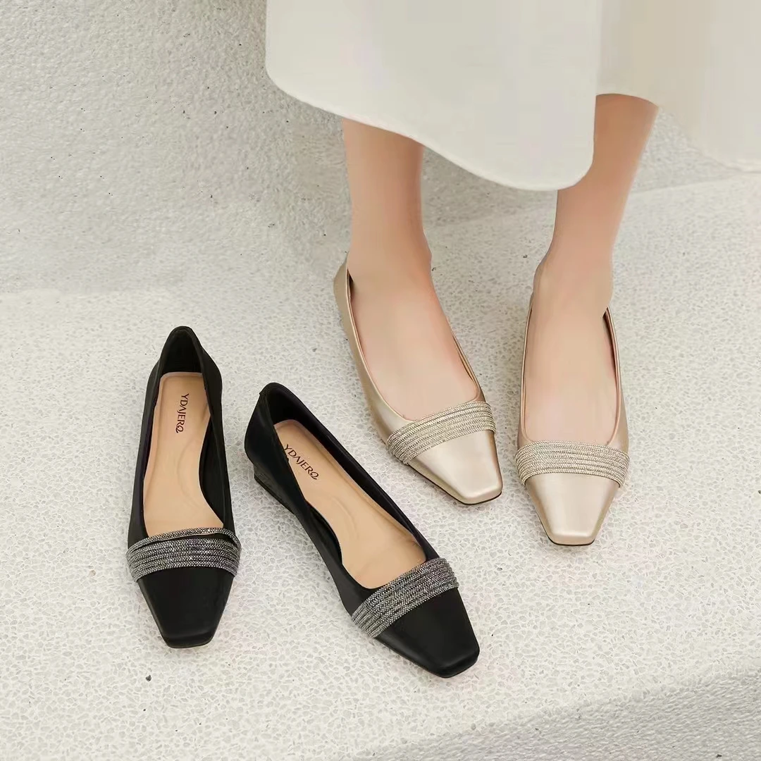 专柜正品26D090高级感水钻单鞋秋季新款百搭宴会鞋方头气质平底鞋