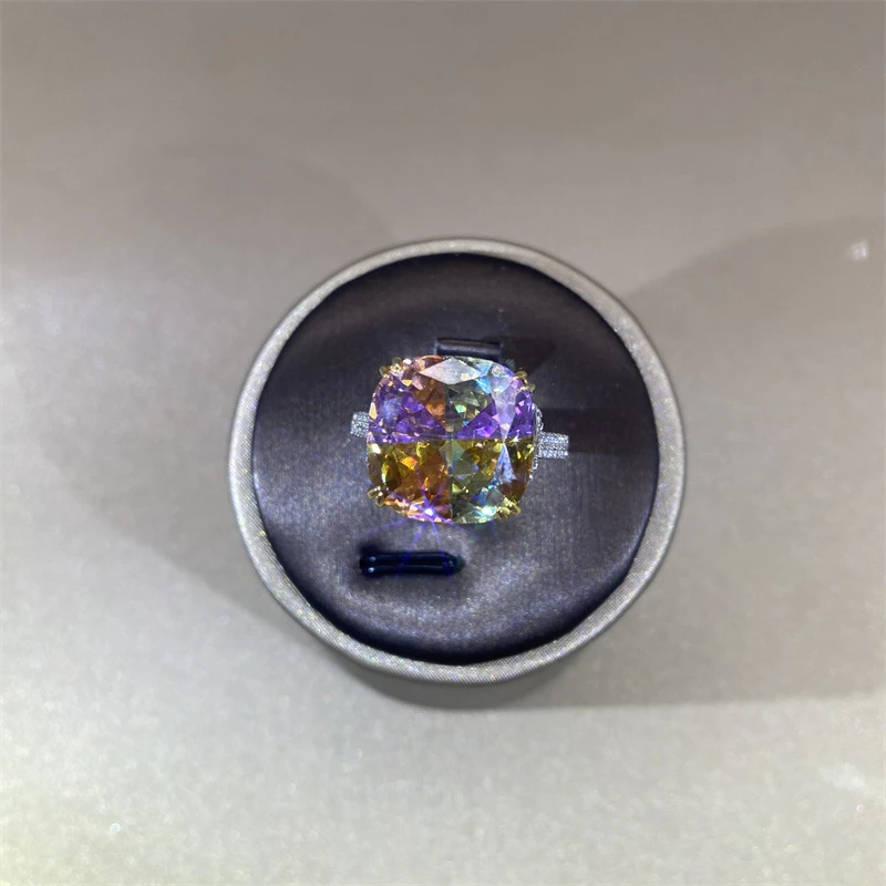 【百世璀璨 尽耀光芒】戒指BY351939