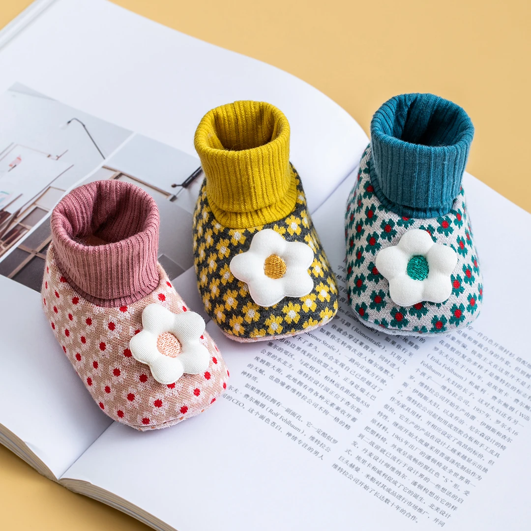 春秋冬季防滑宝宝鞋子0-1岁软底3婴幼儿学步太阳花鞋袜3-6-9