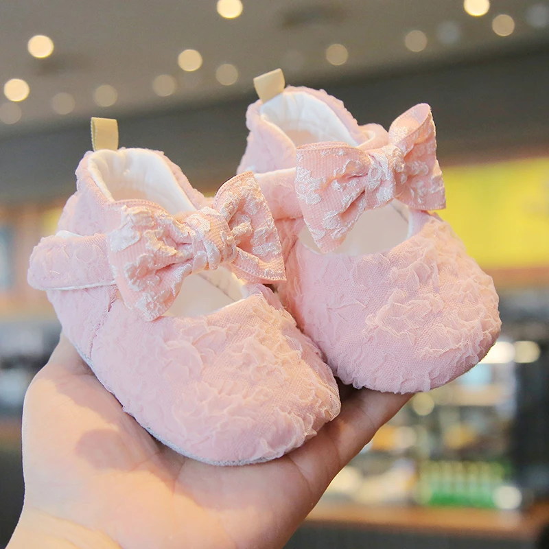 秋季新款学步鞋0-1岁软底防滑女宝宝鞋子学步软底婴儿鞋子12