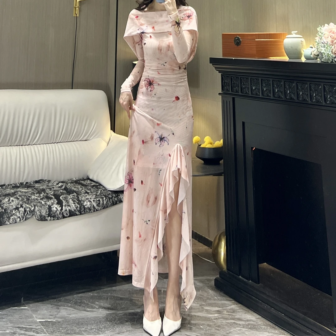 轻奢气质女人味连帽一字领长袖浅沫心间显瘦修身百搭开叉连衣裙