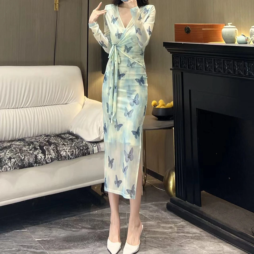 气质女人味轻奢V领绑带长袖梦幻蓝蝶显瘦包身修身百搭开衩连衣裙