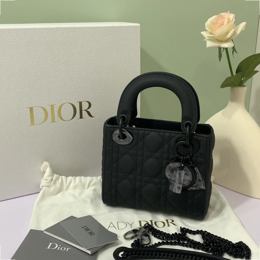 99新 DIOR/迪奥 Dior迪奥 戴妃三格磨砂黑23年