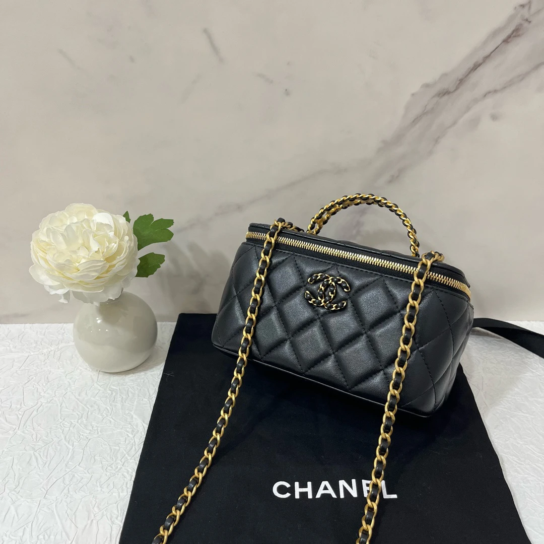 99新 Chanel/香奈儿 Chanel香奈儿 24C 水钻字母Logo手柄长盒子