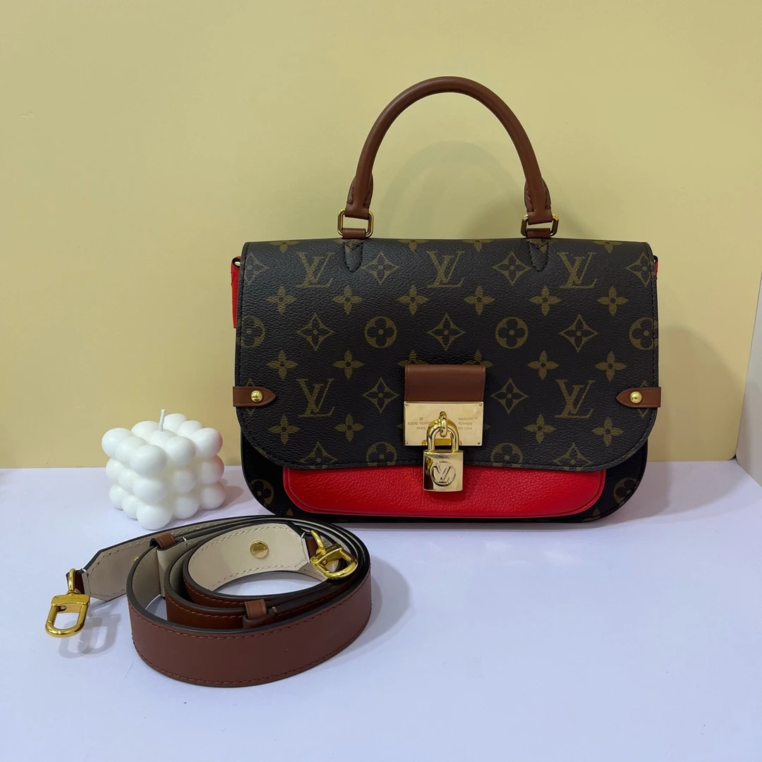 99新 LouisVuitton/路易威登 LV路易威登 老花锁头邮差包罂粟红