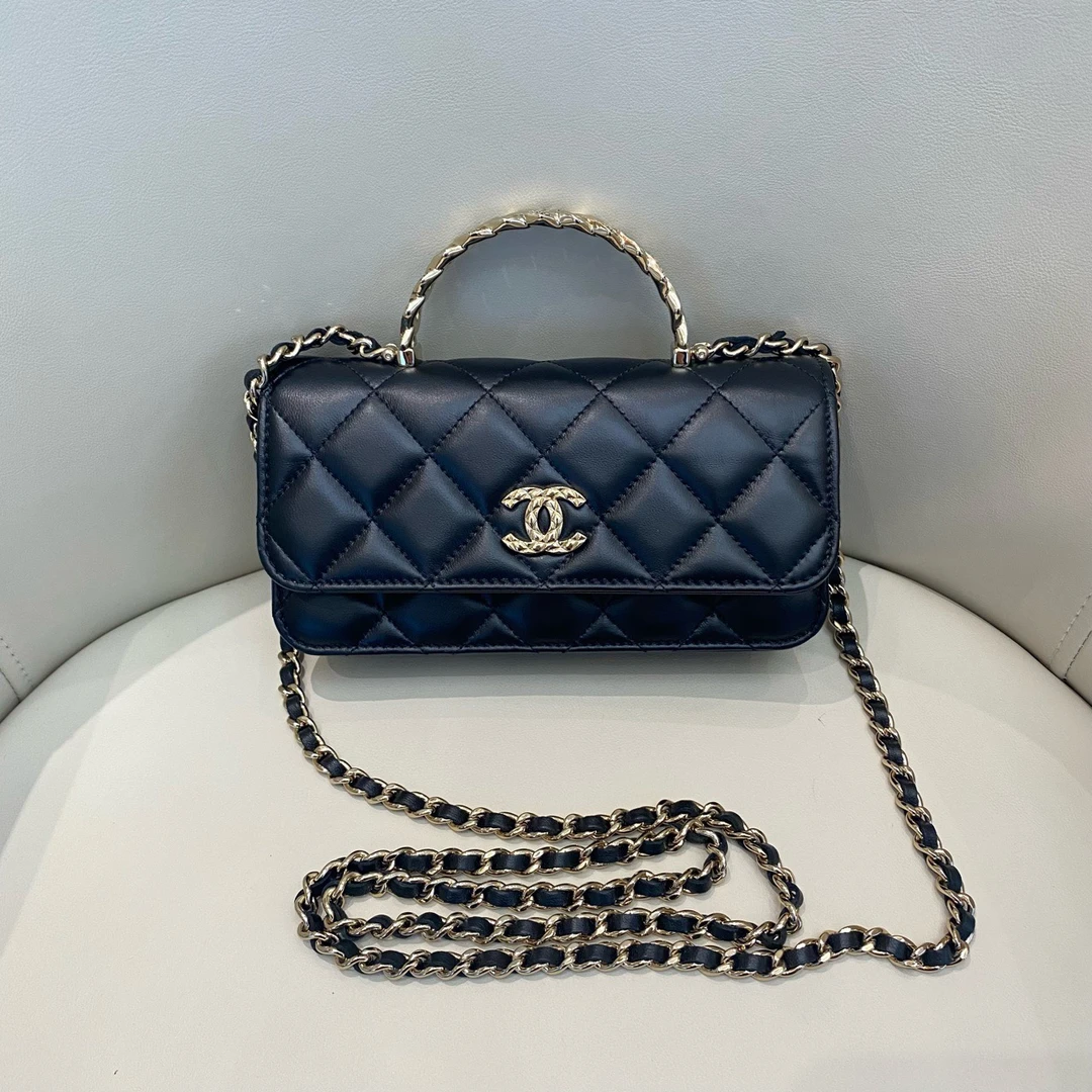 95新 Chanel/香奈儿 24a水钻麦穗手柄woc手机包 芯片款
