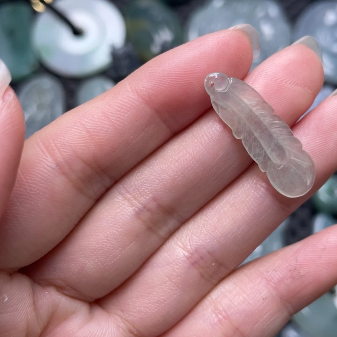 【闪购商品】翡翠颈饰未镶嵌?**儿