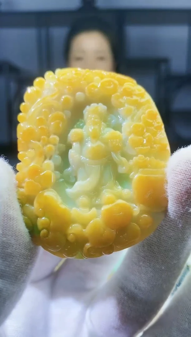 【闪购商品】定制翡翠未镶嵌毛货