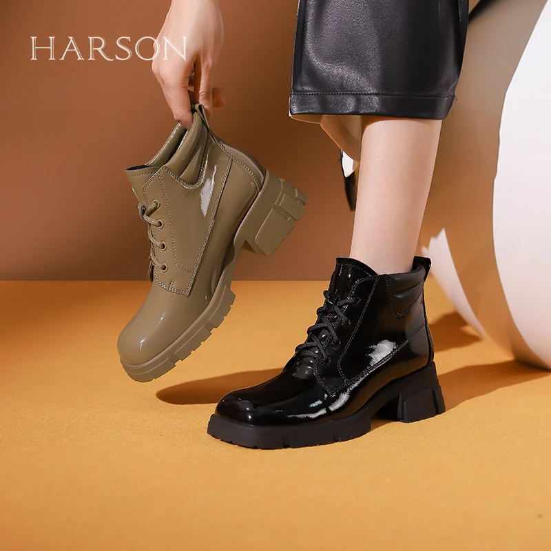 Harson/哈森HARSON哈森23秋冬新品舒适厚底中跟女靴HA232021