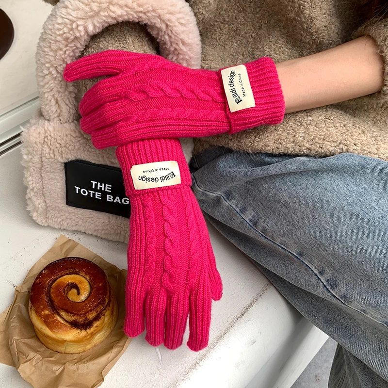 2023新款高级感复古露指麻花针织手套女秋冬保暖分指触屏毛线手套