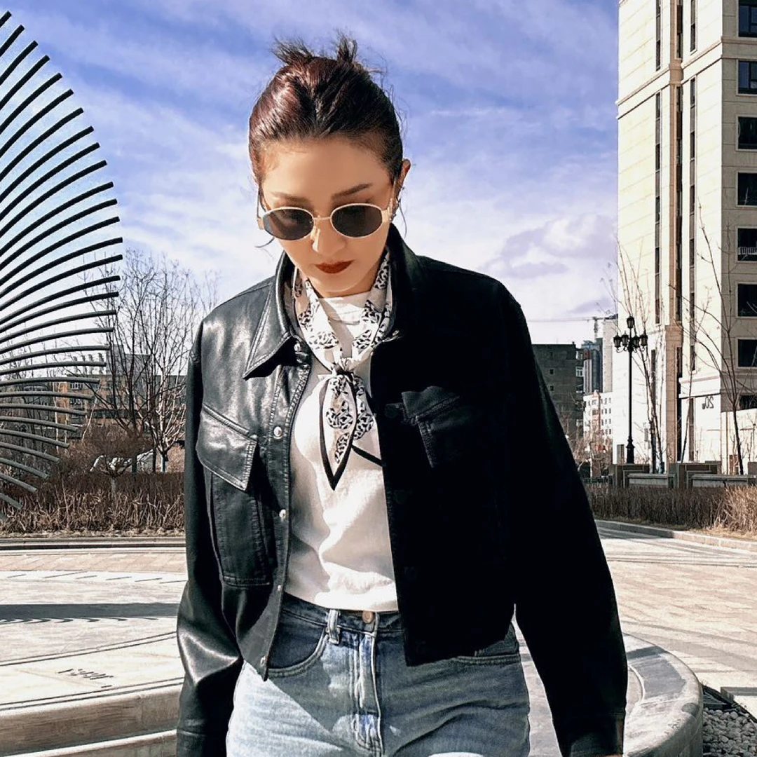 百搭女装时尚皮衣