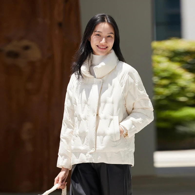 【好羽绒】【波司登】2024秋季新款女时尚轻薄外套保暖短款羽绒服