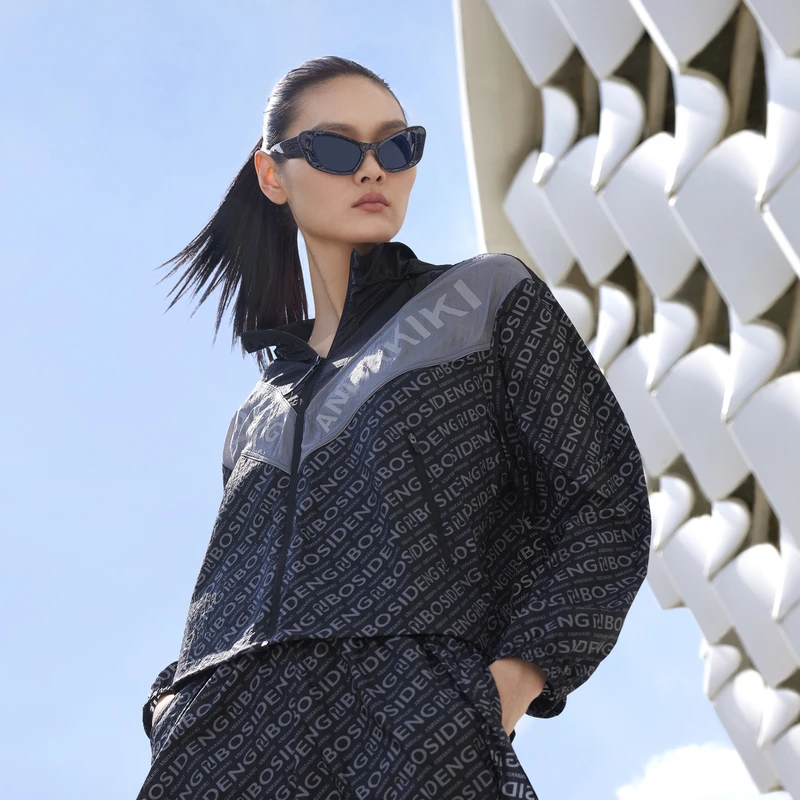 【波司登】风感波粒2024夏新女短款联名防晒服B405