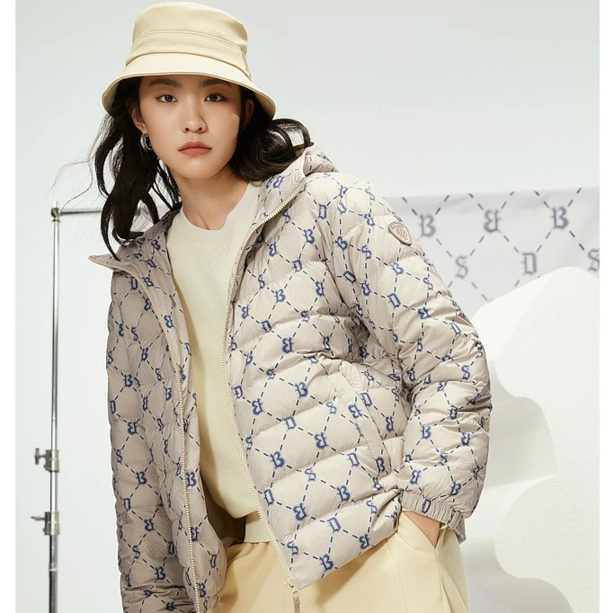 【好羽绒】【达人专属】波司登潮流老花连帽短款羽绒服B30131013