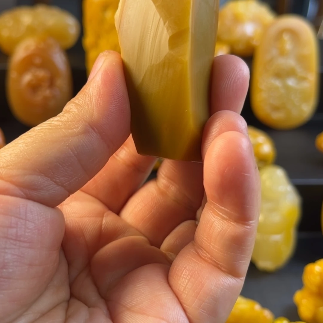 【闪购商品】石英质玉颈饰未镶嵌悟*