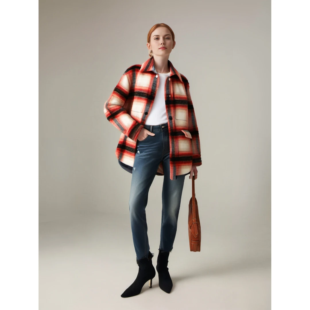 Basic House/百家好 百家好时尚简约格子大衣BJ89-HUJK728DRE