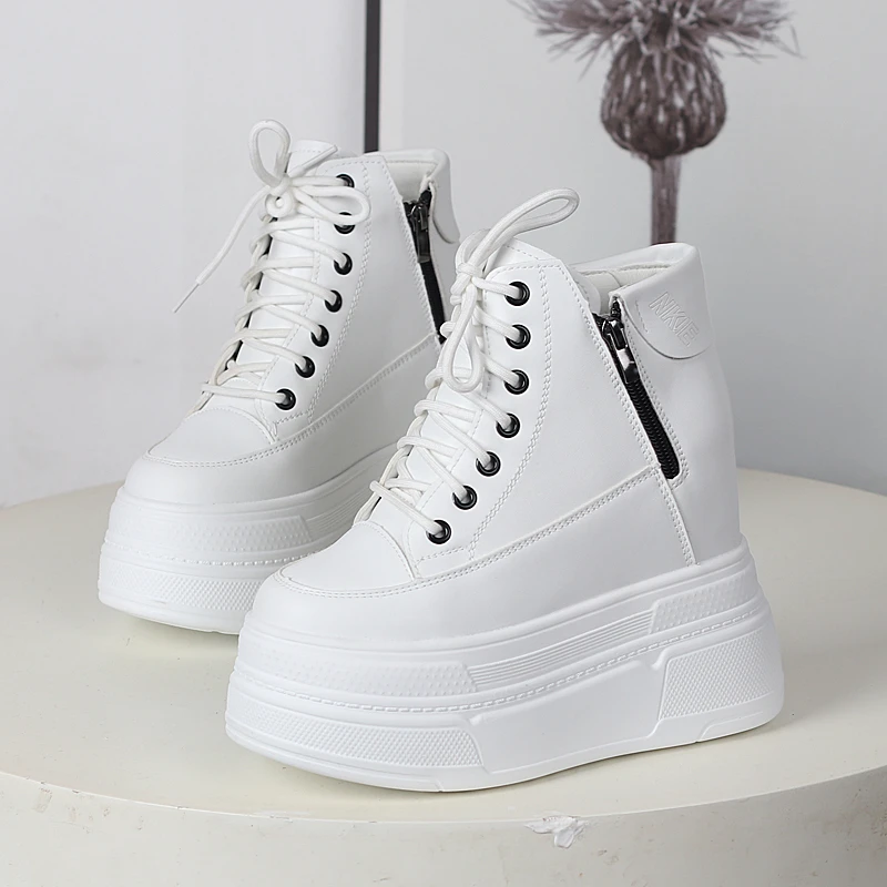 2024秋季高帮鞋内增高13CM超高跟小个子休闲皮面秋冬松糕显瘦单鞋