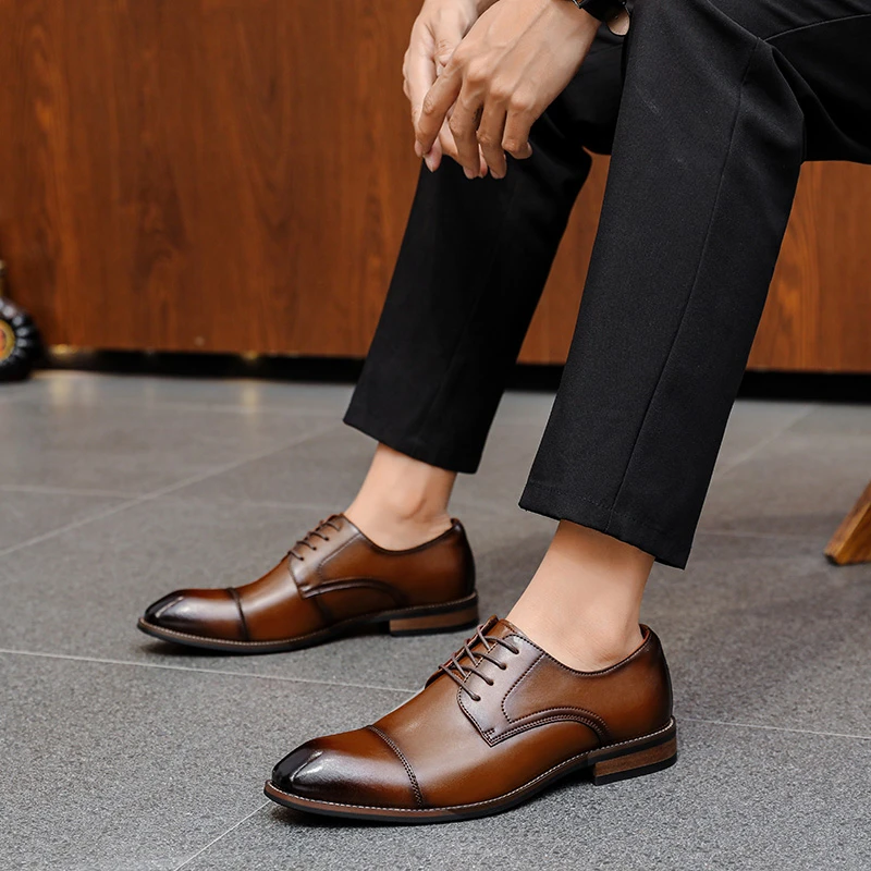 正装皮鞋男士三接头皮鞋英伦风商务皮鞋男款新郎结婚皮鞋德比鞋男