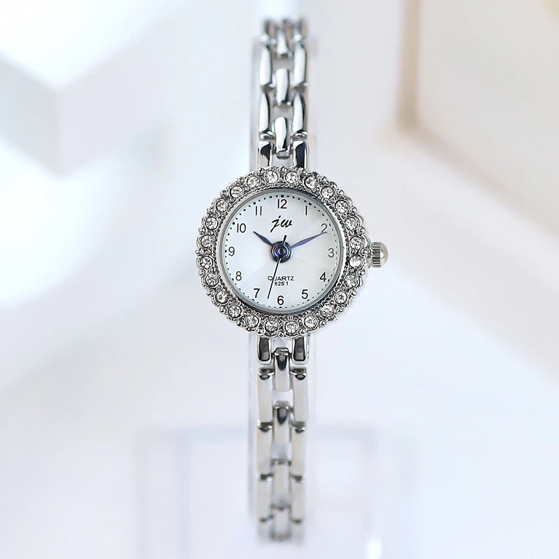 时尚石英手表小巧中学生女表合金手链手表气质简约潮流6358