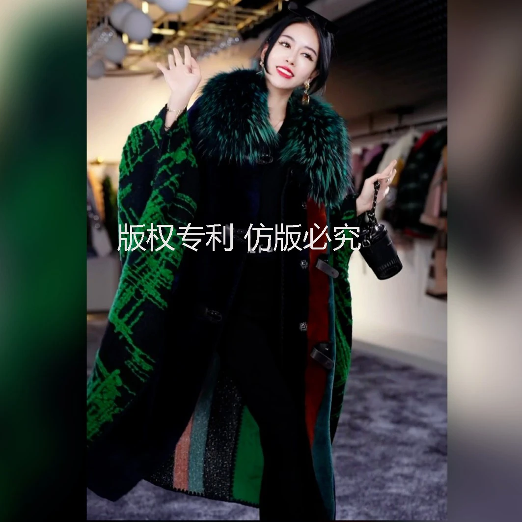 YJ（贵族小姐）皮毛一体外套19770-2-B时尚设计师冬季中长款绿色