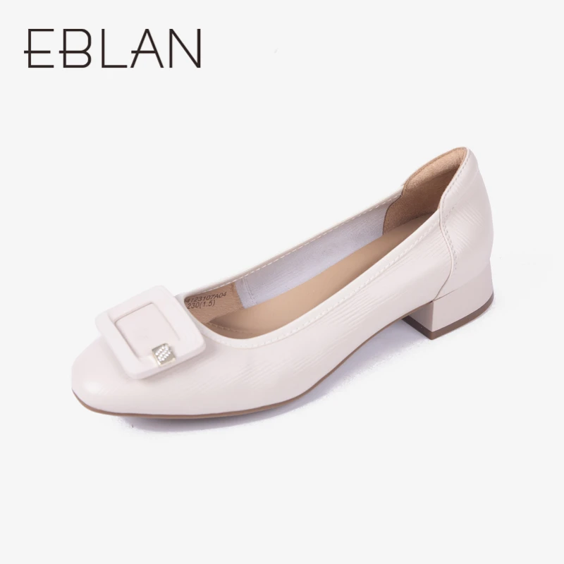 伊伴2024新款单鞋B24123107