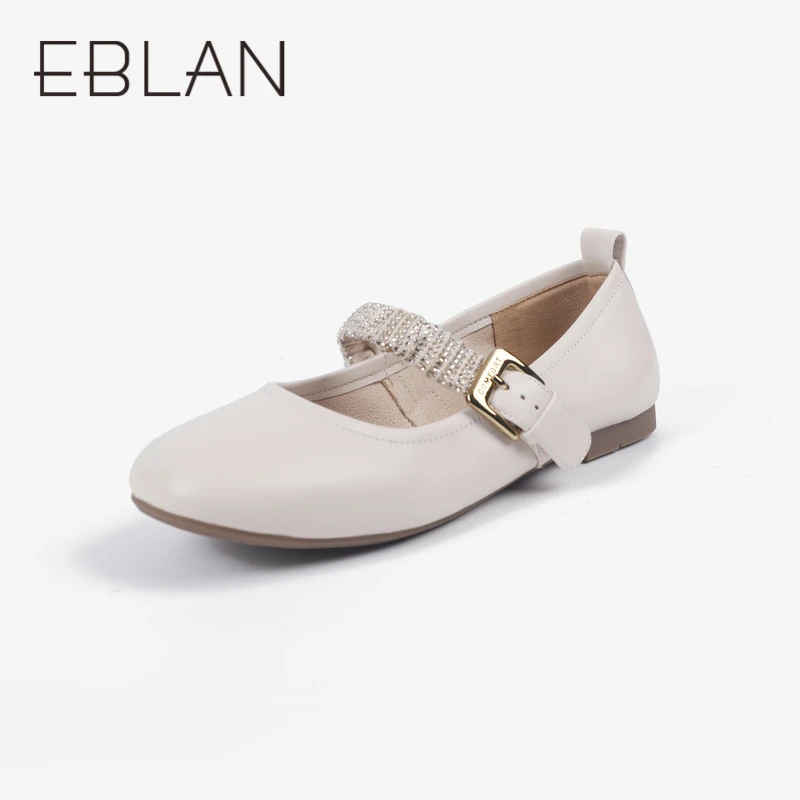 伊伴2024秋季新款休闲时尚软底平底浅口百搭女鞋单鞋B24451655