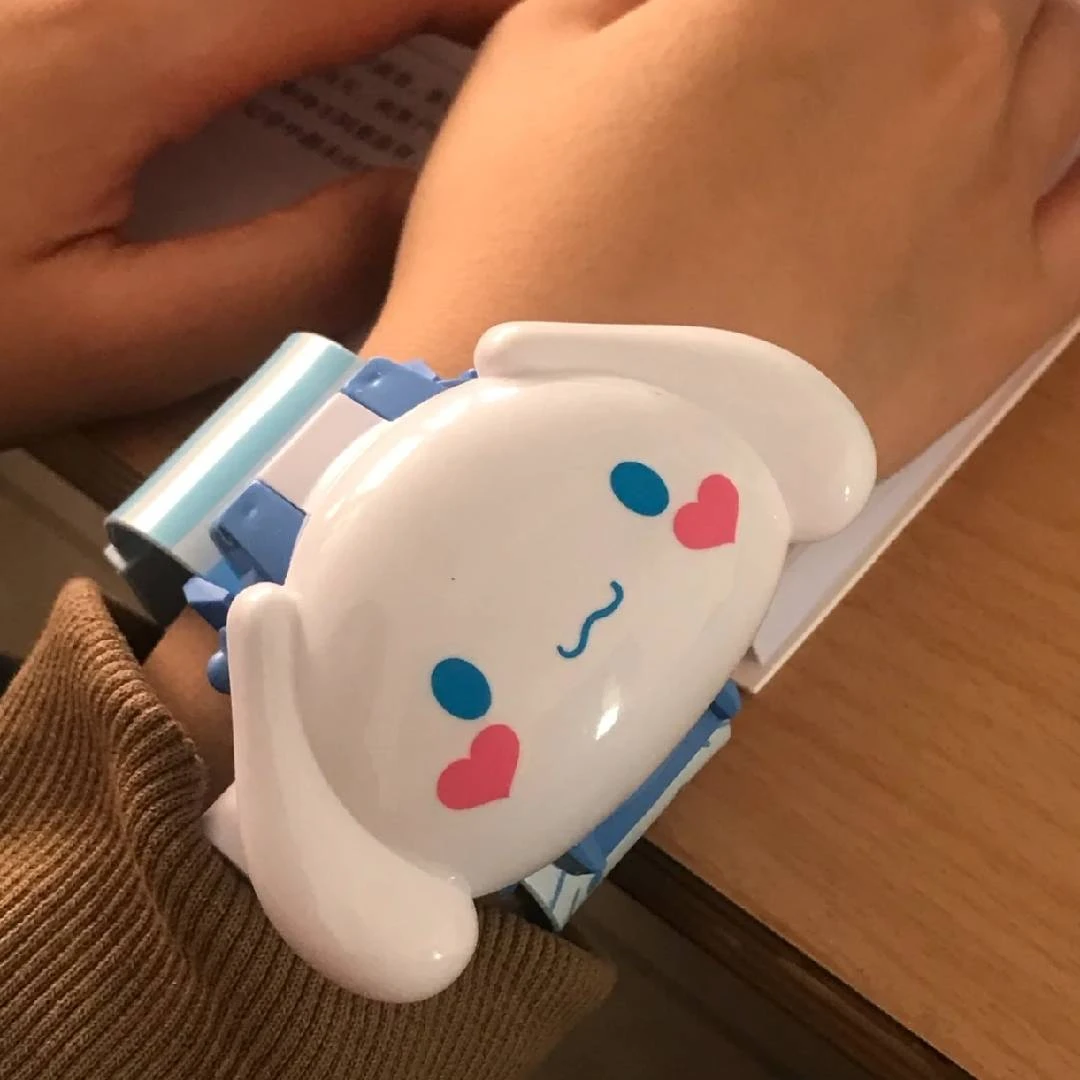 玉桂狗美乐蒂卡通24图投影手表翻盖三丽鸥投影仪多功能小学生玩具