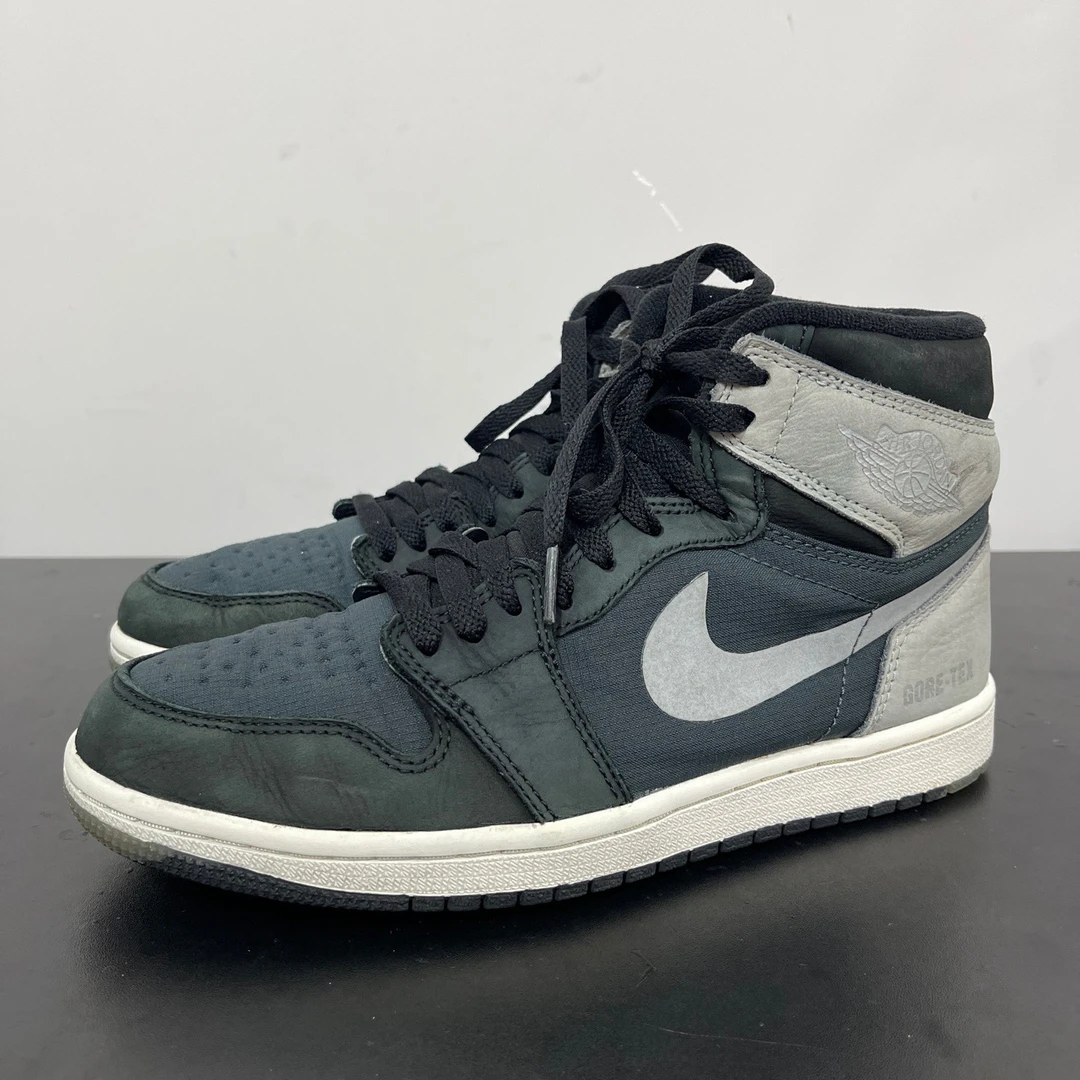 40.5码/Jordan AJ1黑灰球鞋/9新/无原盒/公价879