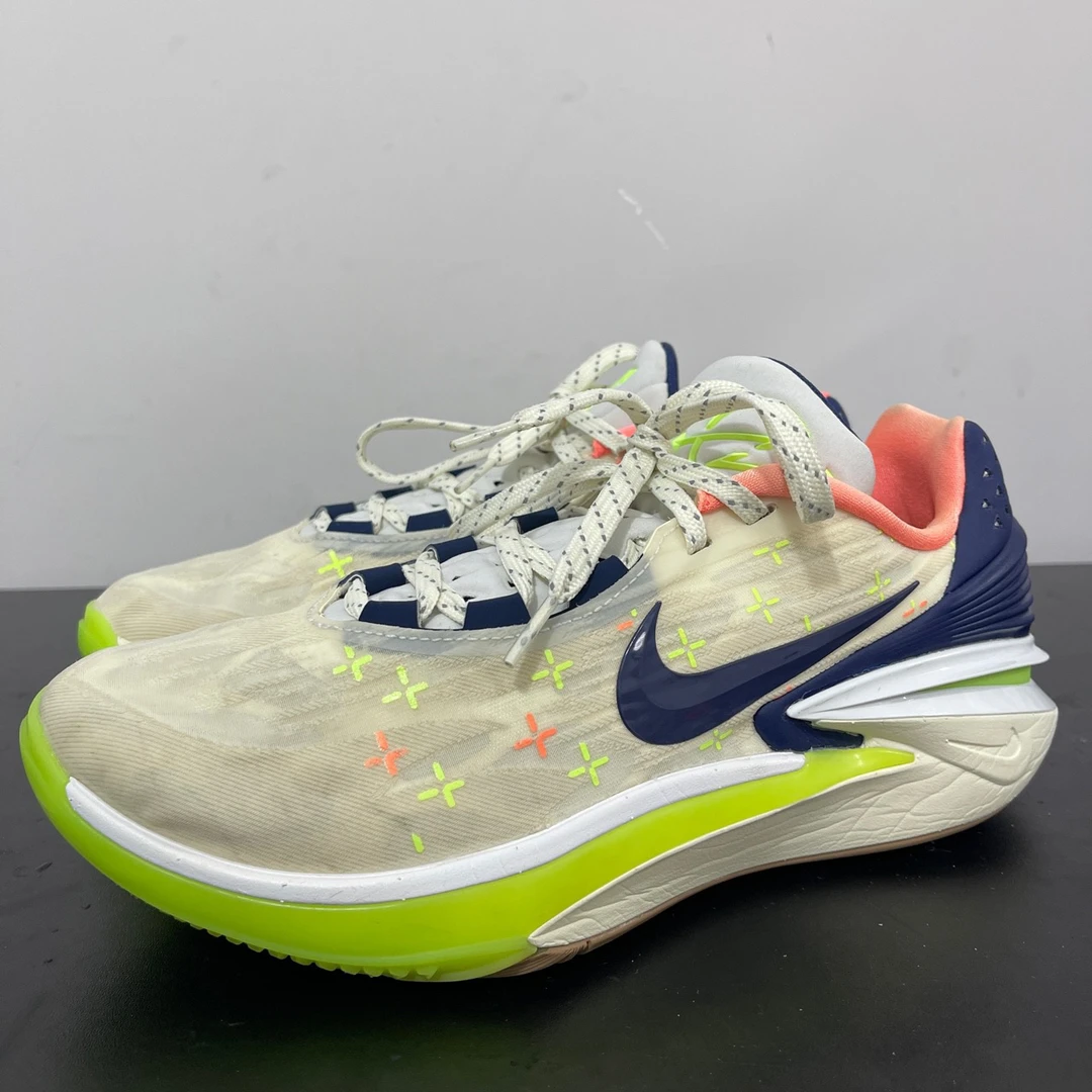 贰/42码/Nike GTCut2 白绿球鞋/9新/原盒/公价769