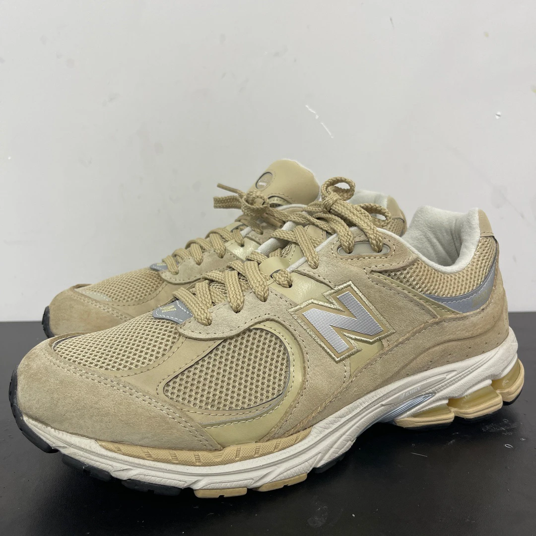 贰/44码/New Balance NB2002R黄褐跑鞋潮鞋球鞋/95新/无原盒/1099