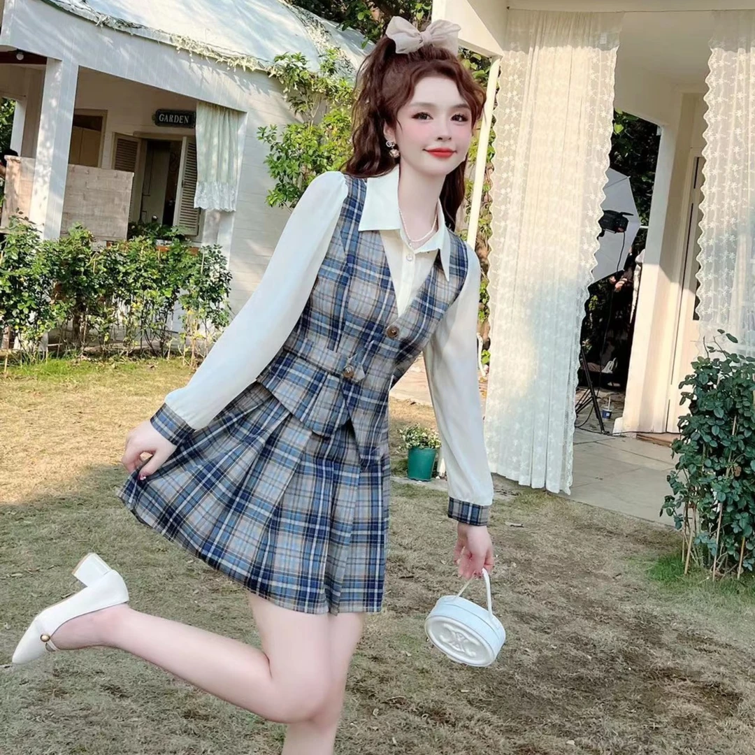 2023春季女式气质显瘦减龄洋气格子319时尚套装小个子短款百褶裙