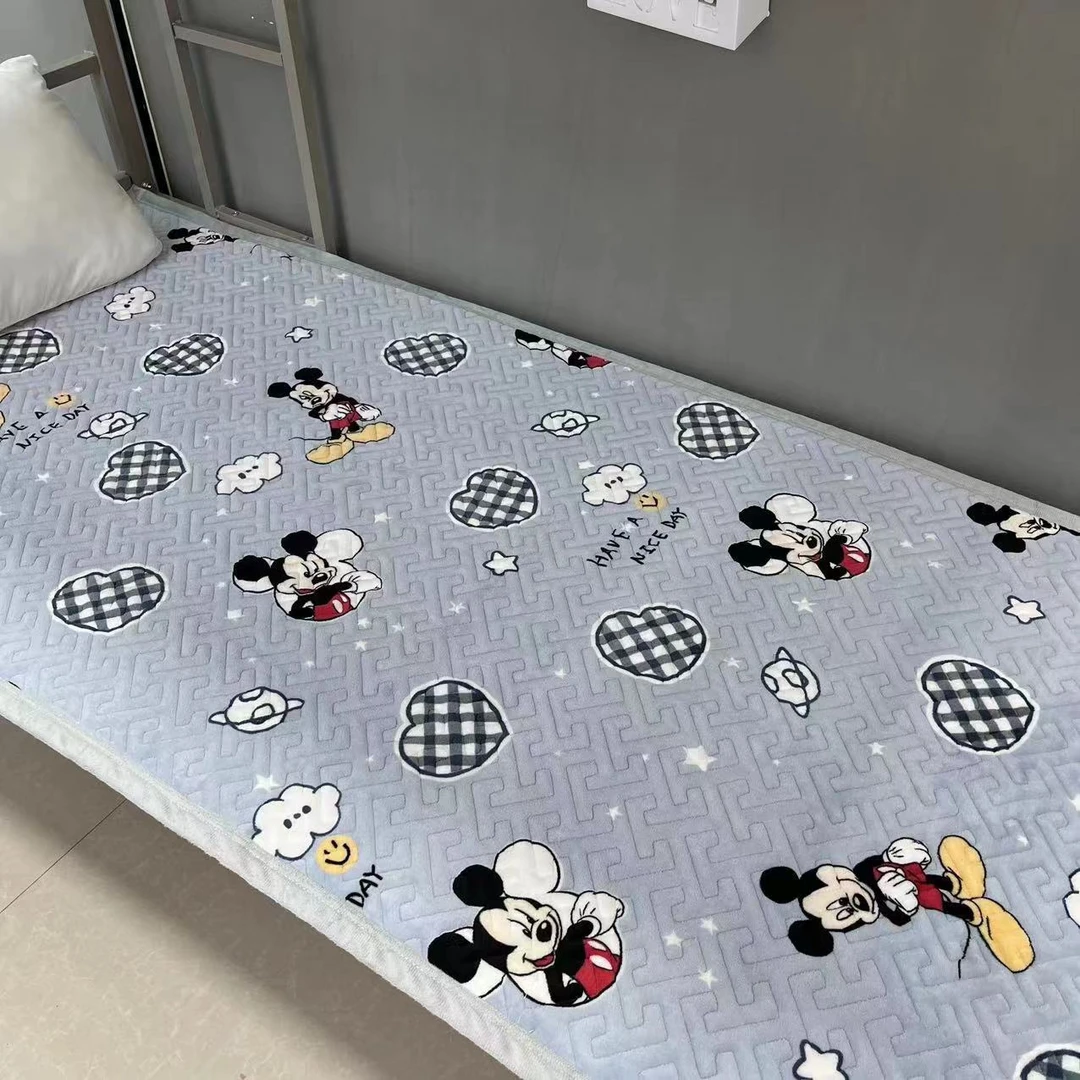 瑕疵【宝宝绒床盖】<太空米奇>90X200cm<±5cm> 绗缝加厚单人沙发