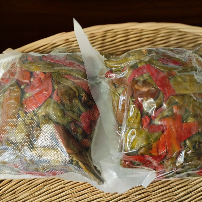 湖南酸辣椒，坛子腌制发酵3个月家乡味道鹅青椒新鲜批发