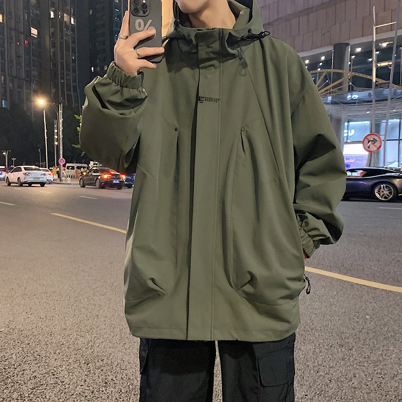 2023年新款春秋青少年宽松美式休闲百搭连帽潮流男士夹克冲锋衣
