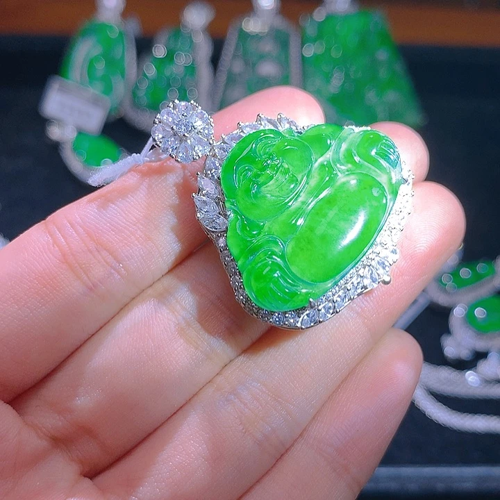 翡翠颈饰银S925镶嵌一个