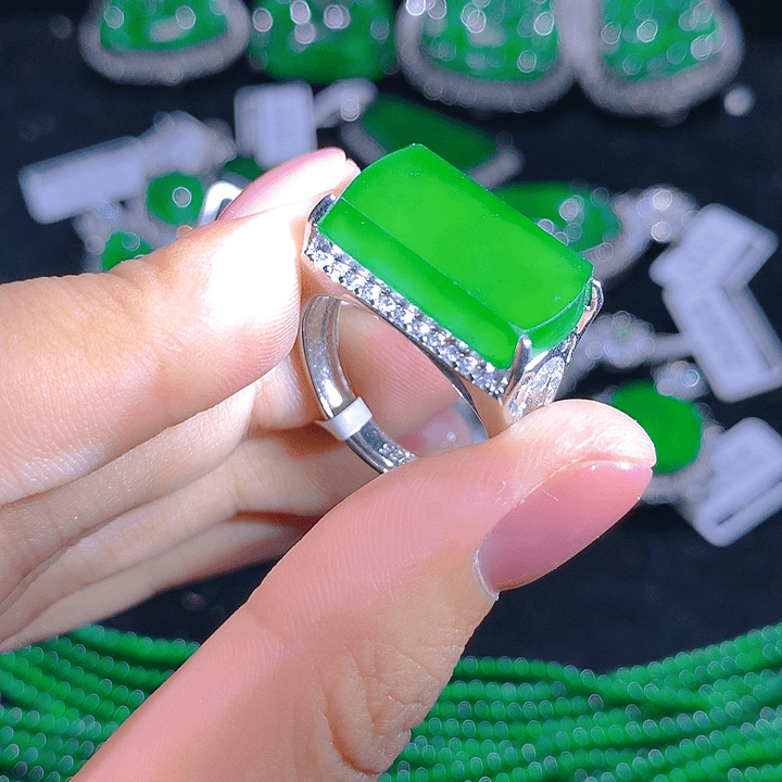 翡翠戒指银S925镶嵌一个