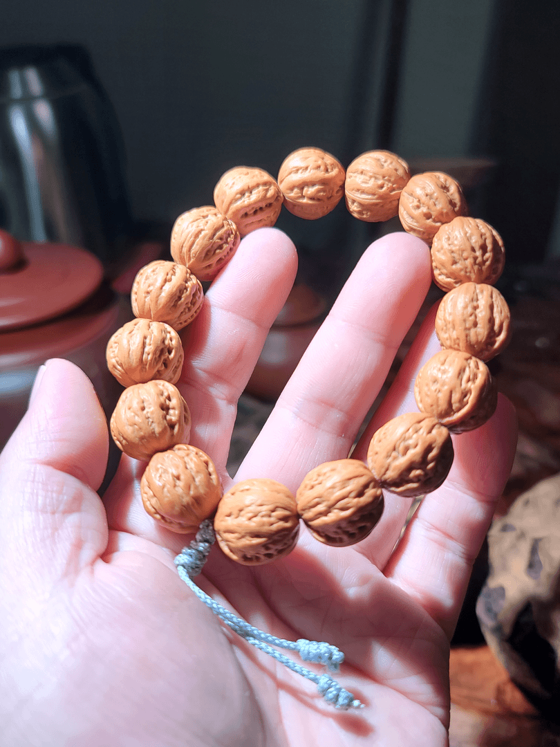 文玩核桃，核桃手串，18mm。
