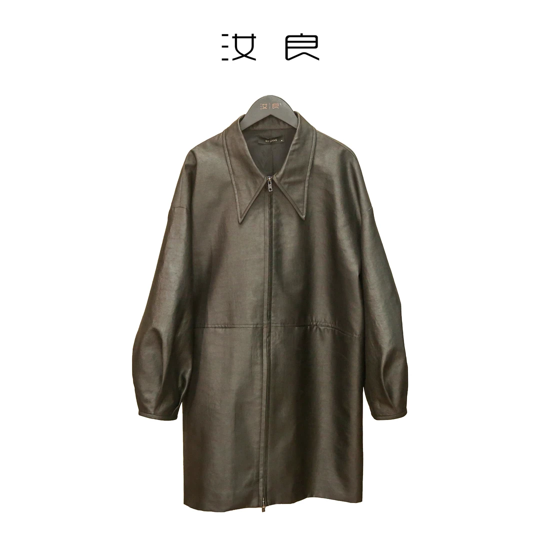老油布大尖领上衣
