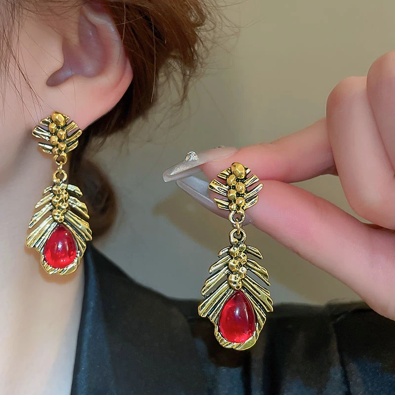 925银针水滴耳环轻奢高级感独特耳坠2025新款爆款小众设计耳饰女