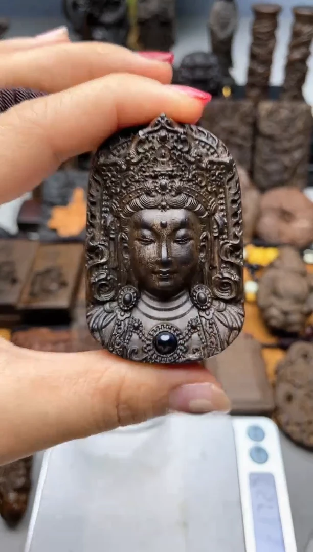 【闪购商品】香木度母观姐姐吊坠