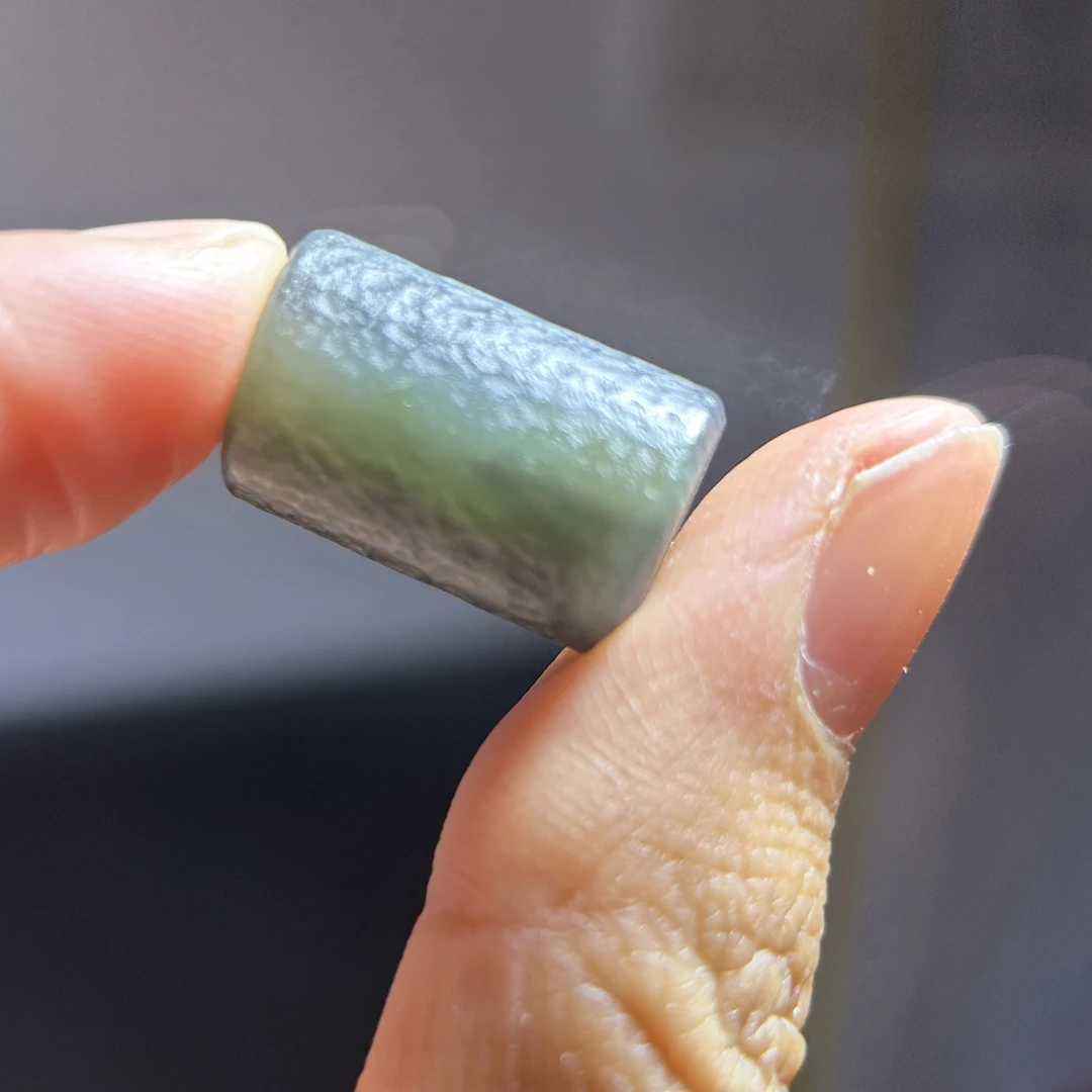 和田玉一线天青花路路通和田玉糖青花三色共生桶珠和田玉柔光勒子