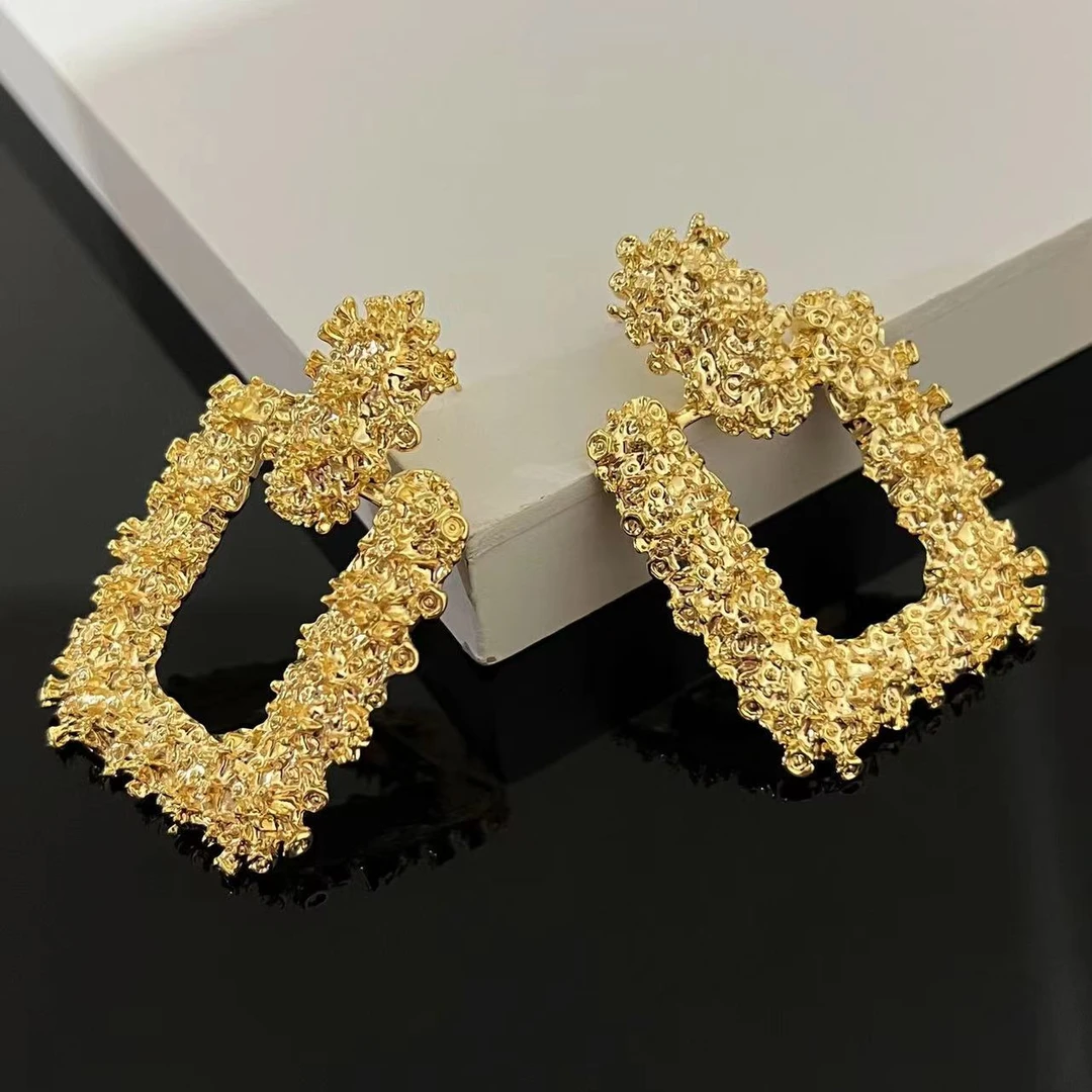 铜合金耳饰 r889轻奢大方块金属耳环欧美夸张高级感气质个性耳坠