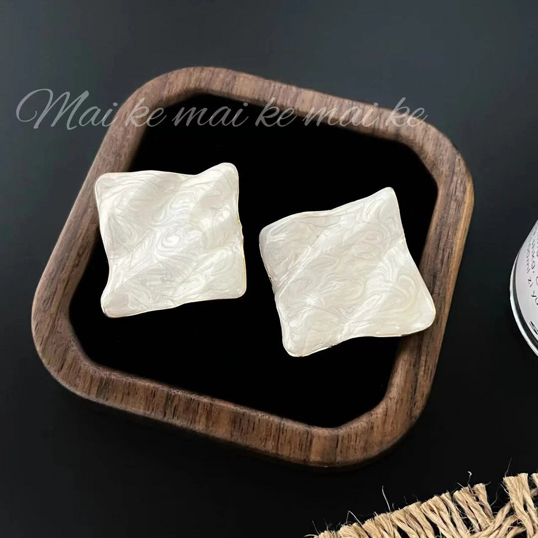 铜合金耳饰 气质复古法式耳环小众设计高级感耳饰冷淡风r148百搭